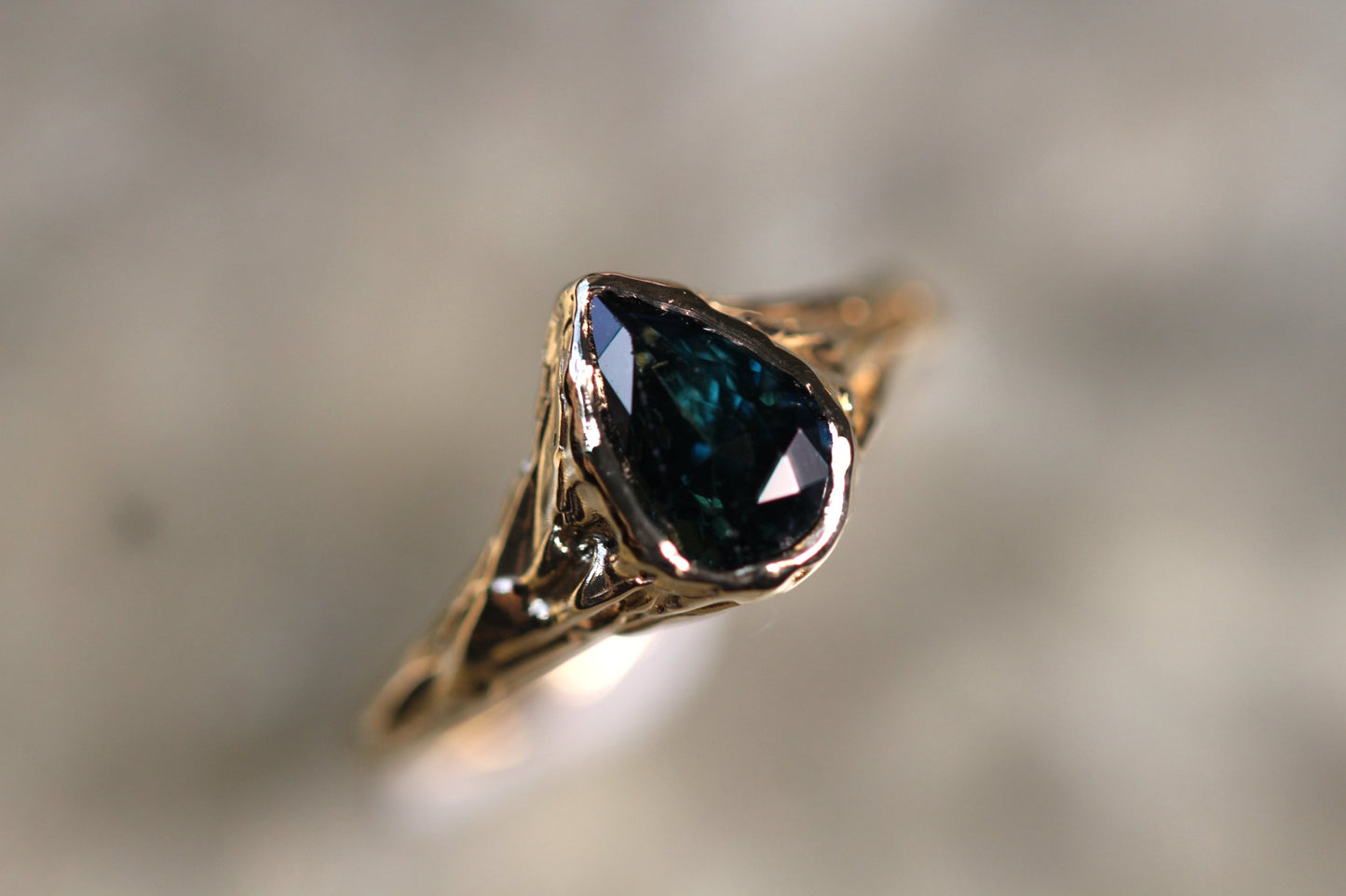 Australian Parti Sapphire and Solid 9ct Yellow Gold Ring