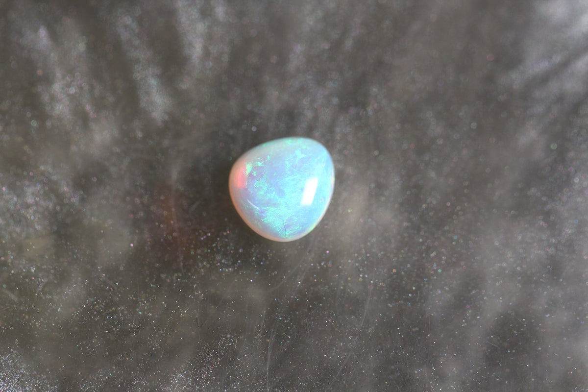 Custom Lightning Ridge Opal Jewellery