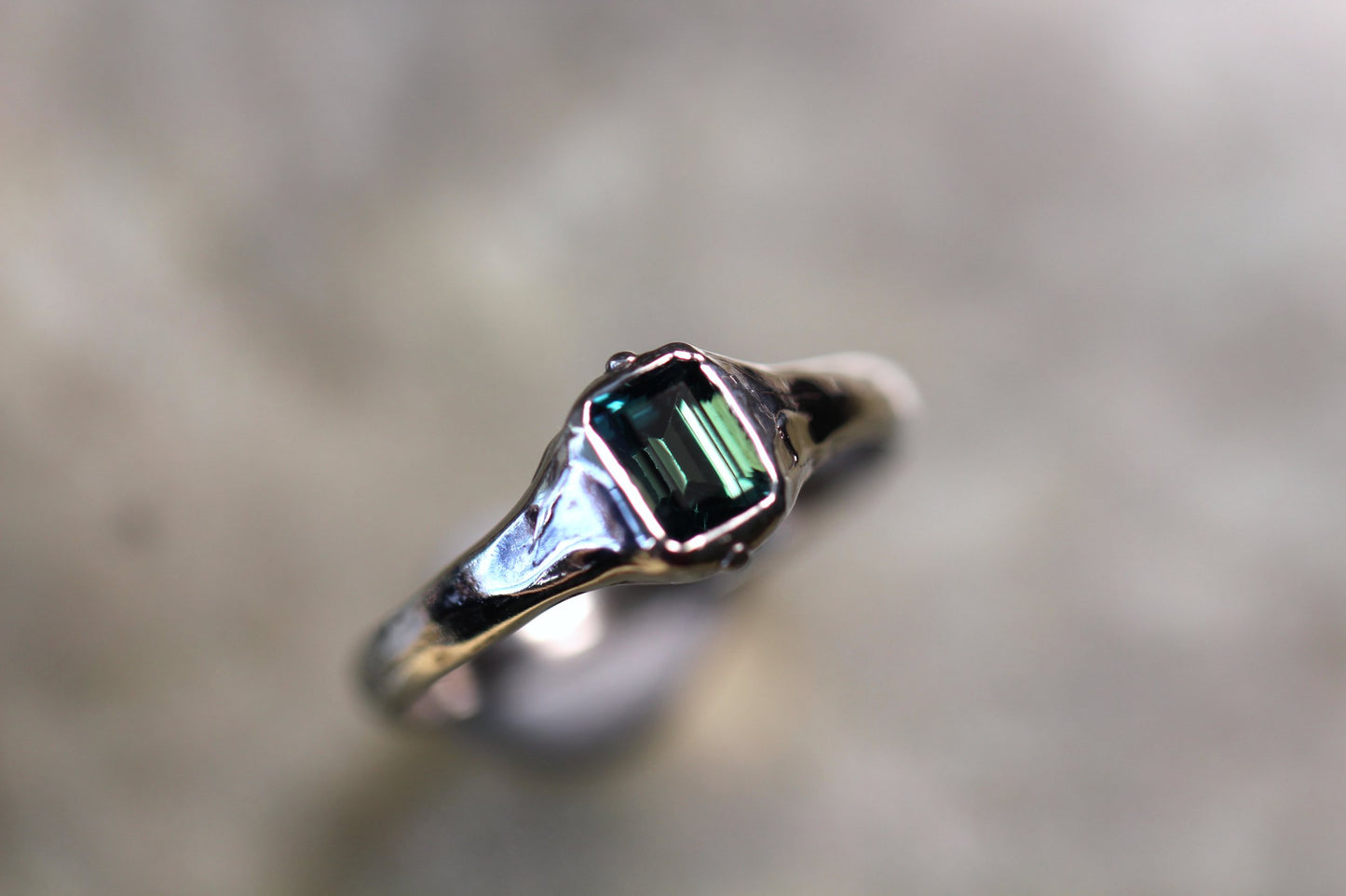 Australian Sapphire and Sterling Silver Ring