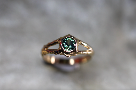 Australian Parti Sapphire and Solid 9ct Yellow Gold Ring